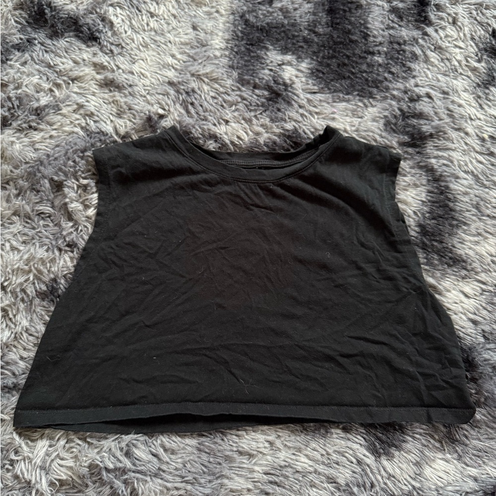 Shein Black Sleeveless Muscle Tee Crop Top